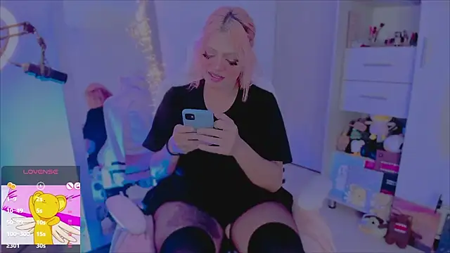 amywilld online show from March 2026 05:35:01 AM