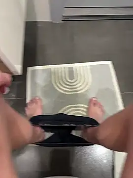 Snapshot of myPriority01 chatting on November 2025 06:19:01 PM myPriority01 online show from November 2025 06:19:01 PM