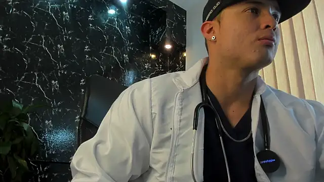 Alexander ferre online show from September 2025 04:07:01 PM