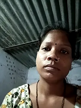 SEXY-MAHI4 online show from October 2025 02:41:01 AM