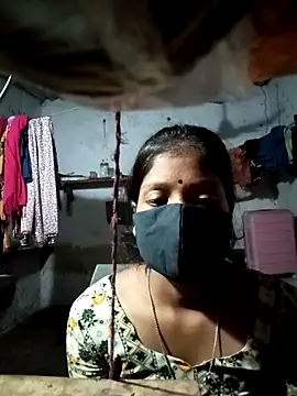 Snapshot of SEXY-MAHI4 chatting on March 2026 06:05:02 PM SEXY-MAHI4 online show from March 2026 06:05:02 PM