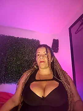 Snapshot of Eva_Luxei chatting on October 2025 12:12:02 PM Eva Luxei online show from October 2025 12:12:02 PM