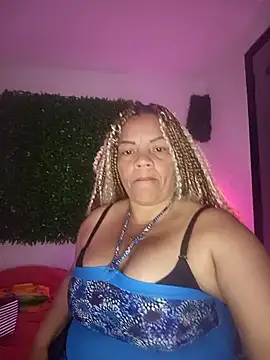 Snapshot of Eva_Luxei chatting on November 2025 12:16:01 PM Eva Luxei online show from November 2025 12:16:01 PM