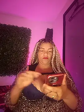 Snapshot of Eva_Luxei chatting on December 2025 05:06:02 AM Eva Luxei online show from December 2025 05:06:02 AM