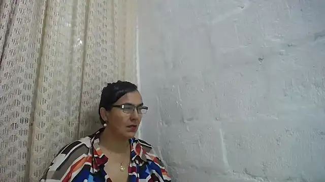 gabbyparker  online show from April 2026 09:32:02 AM