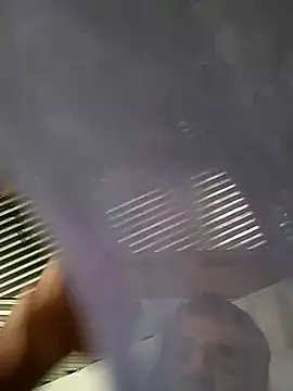 Snapshot of delesteli chatting on November 2025 07:34:02 PM delesteli online show from November 2025 07:34:02 PM