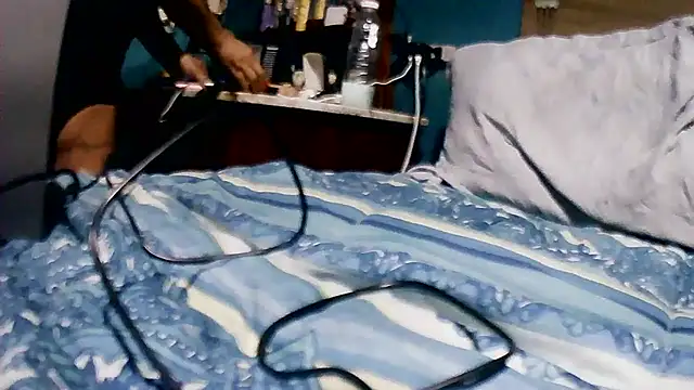 ju muniz01 online show from January 2026 10:30:02 PM