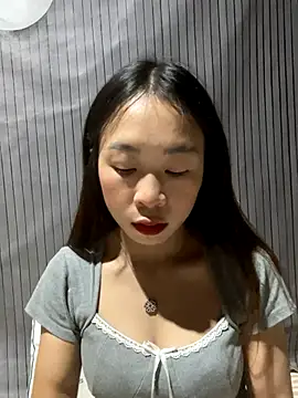 Liplipne online show from October 2025 10:14:02 AM