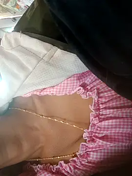 hotshreya69 online show from November 2025 09:32:01 AM