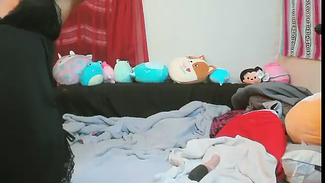 Queenofheartsfaerah online show from October 2025 12:41:02 AM