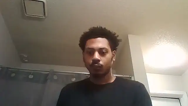 Snapshot of Yungandhungd chatting on September 2025 01:05:02 PM Yungandhungd online show from September 2025 01:05:02 PM