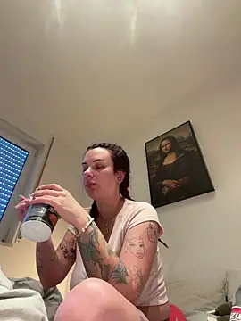 OliviaaFischer online show from April 2026 10:37:02 AM