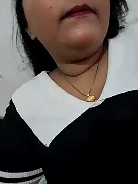 Snapshot of Komal-stream chatting on September 2025 04:09:05 PM Komal-stream online show from September 2025 04:09:05 PM