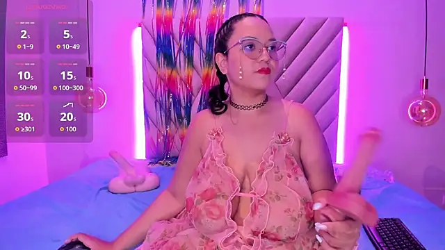 Snapshot of RoseWinterr chatting on September 2025 01:11:02 PM RoseWinterr online show from September 2025 01:11:02 PM