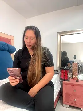 Snapshot of emma_hot2006 chatting on September 2025 03:35:01 PM emma hot2006 online show from September 2025 03:35:01 PM