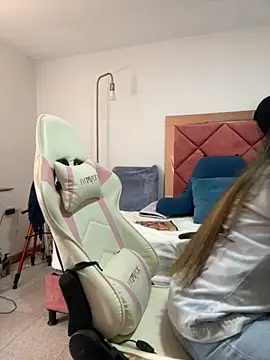 Snapshot of emma_hot2006 chatting on October 2025 03:36:01 PM emma hot2006 online show from October 2025 03:36:01 PM