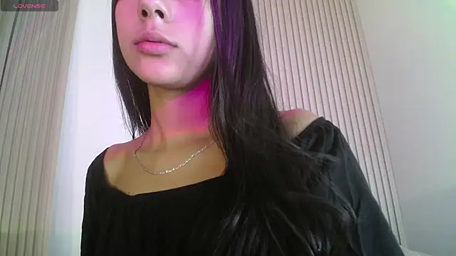 Snapshot of LilybethGray chatting on September 2025 10:54:01 PM LilybethGray online show from September 2025 10:54:01 PM