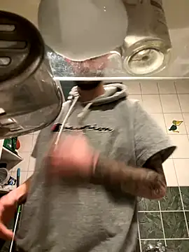 Snapshot of Mexxwell69 chatting on November 2025 07:05:02 PM Mexxwell69 online show from November 2025 07:05:02 PM