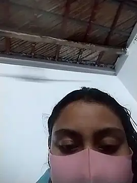 Snapshot of Nusrat-Q chatting on September 2025 05:13:01 PM Nusrat-Q online show from September 2025 05:13:01 PM