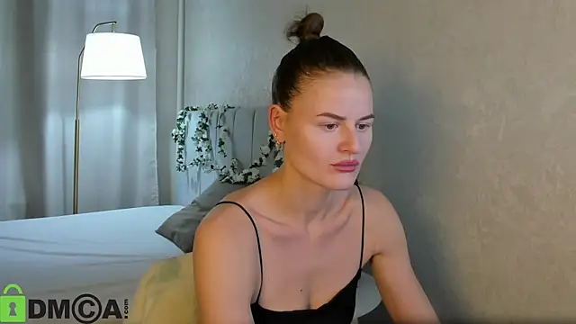 Wanda Gomez online show from October 2025 02:01:02 PM