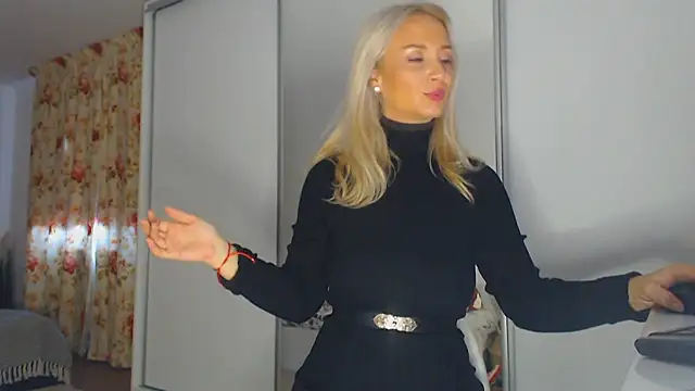 Snapshot of merlyn4 chatting on November 2025 11:12:01 AM merlyn4 online show from November 2025 11:12:01 AM