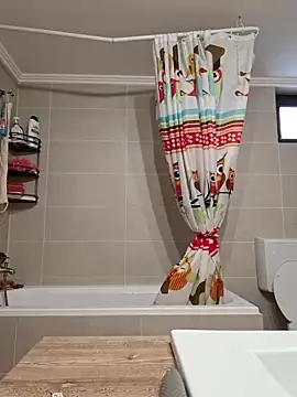 Snapshot of merlyn4 chatting on November 2025 10:37:02 AM merlyn4 online show from November 2025 10:37:02 AM