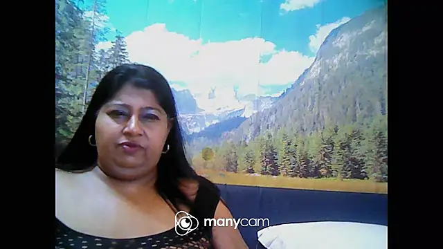 Snapshot of indianhoney694u chatting on January 2025 11:24:01 AM indianhoney694u online show from January 2025 11:24:01 AM