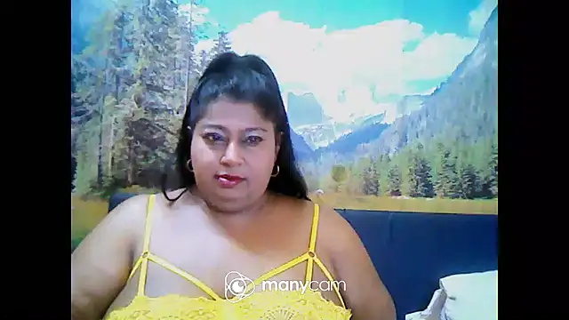 Snapshot of indianhoney694u chatting on February 2025 05:28:02 AM indianhoney694u online show from February 2025 05:28:02 AM