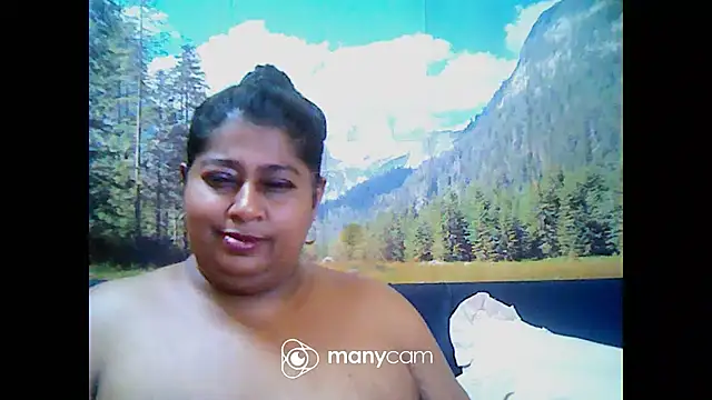 Snapshot of indianhoney694u chatting on February 2025 01:55:02 PM indianhoney694u online show from February 2025 01:55:02 PM
