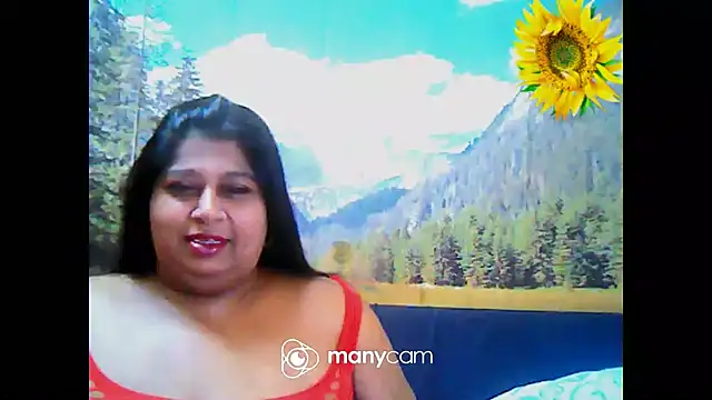 Snapshot of indianhoney694u chatting on March 2025 05:09:01 AM indianhoney694u online show from March 2025 05:09:01 AM