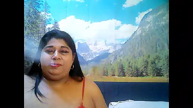 Snapshot of indianhoney694u chatting on September 2025 04:56:02 AM indianhoney694u online show from September 2025 04:56:02 AM