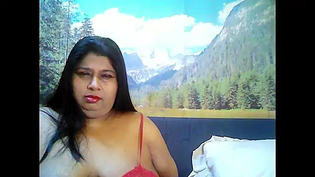 Snapshot of indianhoney694u chatting on September 2025 05:19:02 AM indianhoney694u online show from September 2025 05:19:02 AM