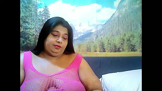 Snapshot of indianhoney694u chatting on September 2025 05:21:01 AM indianhoney694u online show from September 2025 05:21:01 AM