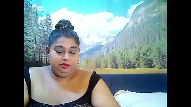 Snapshot of indianhoney694u chatting on September 2025 05:12:01 AM indianhoney694u online show from September 2025 05:12:01 AM