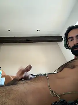 Snapshot of SergioGarcia93 chatting on September 2025 04:12:02 PM SergioGarcia93 online show from September 2025 04:12:02 PM