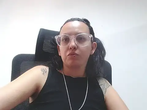 dalila macherano1 online show from September 2025 05:17:01 PM