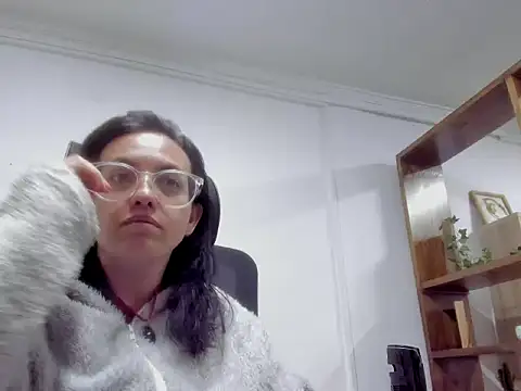 dalila macherano1 online show from October 2025 08:22:01 PM