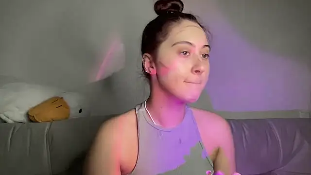 StellarAlice online show from September 2025 07:25:01 PM