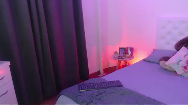 kylie444  online show from November 2025 11:37:01 PM