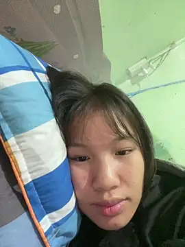 QueenLink online show from November 2025 05:18:02 AM