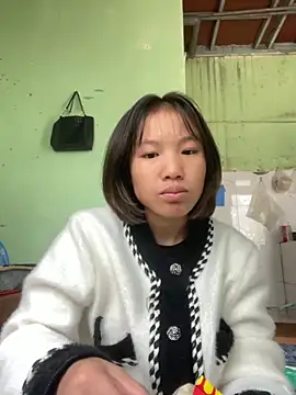 QueenLink online show from November 2025 03:45:02 AM