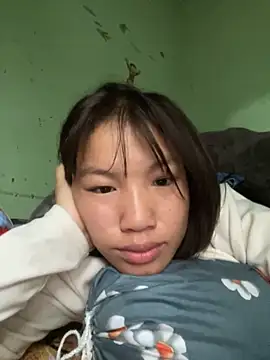 QueenLink online show from November 2025 01:29:01 AM