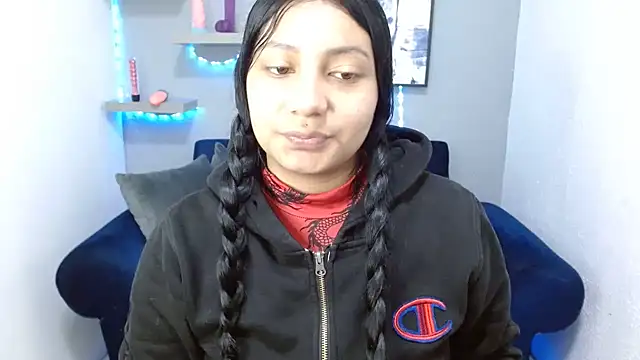 pixiefuckass online show from November 2025 12:05:02 PM