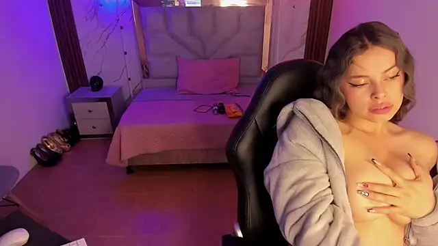 Snapshot of Lizeth_Salazar chatting on October 2025 11:42:01 AM Lizeth Salazar online show from October 2025 11:42:01 AM