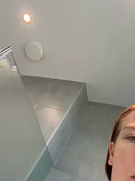 Chloemillerrxx online show from September 2025 12:30:01 PM