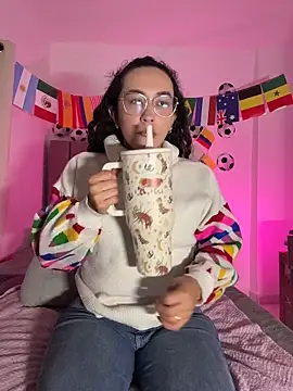 alehia cute online show from June 2026 11:52:01 PM