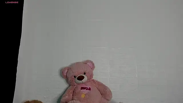 HaileyDuke online show from May 2026 03:33:02 AM