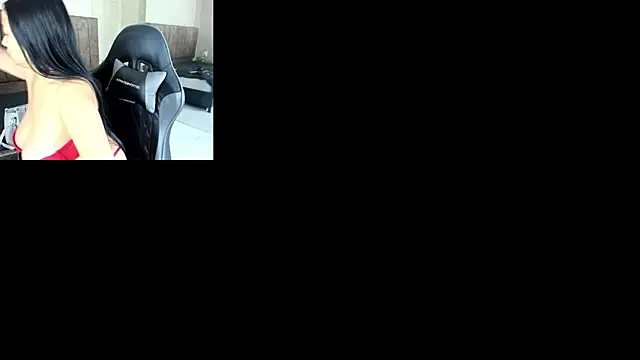 Snapshot of JulietaRioss chatting on November 2025 01:56:02 PM JulietaRioss online show from November 2025 01:56:02 PM