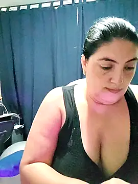 Snapshot of lina_maria99 chatting on November 2025 01:27:02 AM lina maria99 online show from November 2025 01:27:02 AM