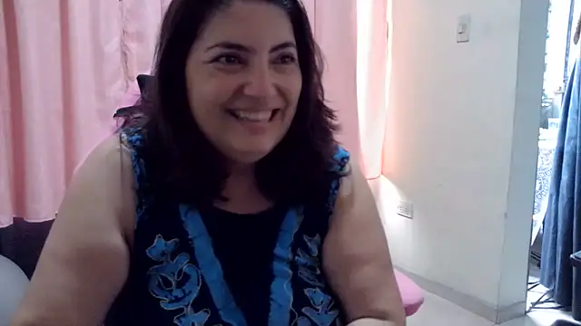 Snapshot of lina_maria99 chatting on May 2026 12:35:01 PM lina maria99 online show from May 2026 12:35:01 PM